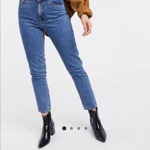 Vero Moda high waist mom jeans in blue